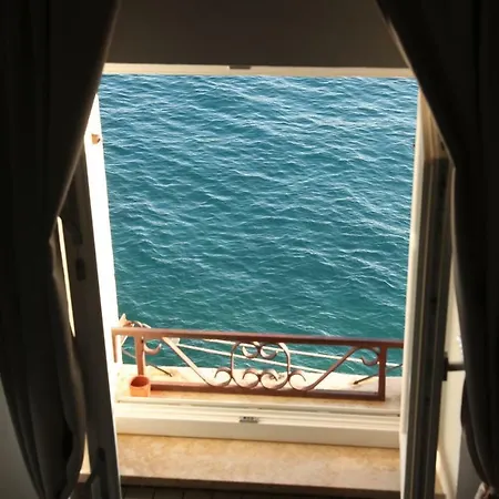 شقة Puntulina Seaview روفينج