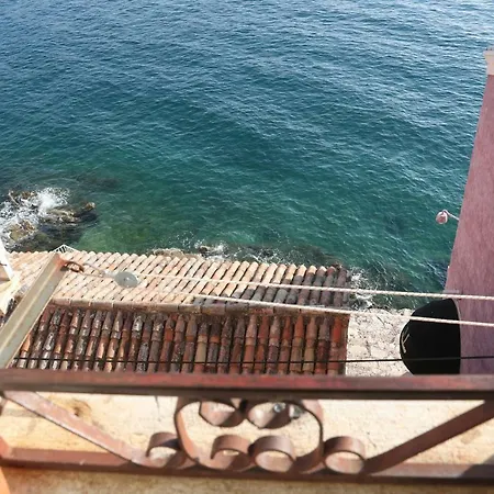 شقة Puntulina Seaview روفينج