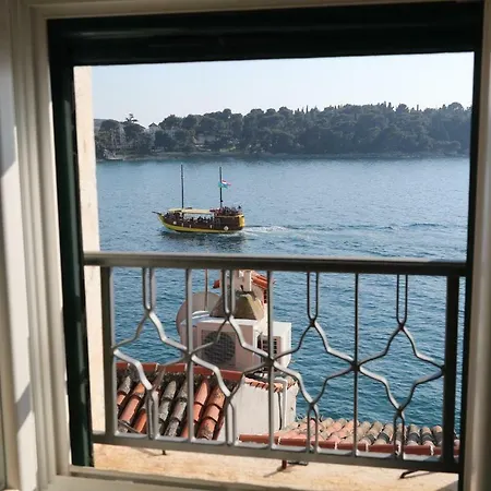 Puntulina Seaview شقة