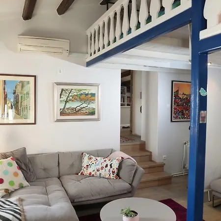 Puntulina Seaview * روفينج