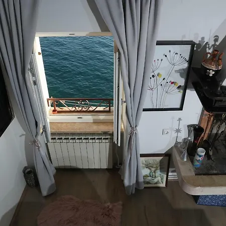 Puntulina Seaview شقة روفينج