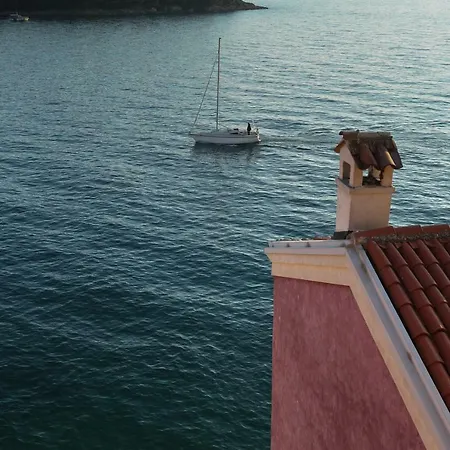 Apartment Puntulina Seaview Rovinj