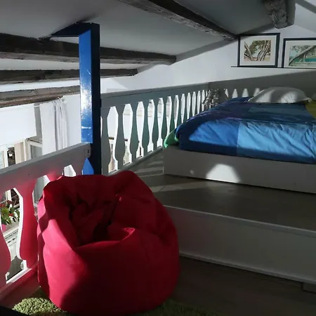 Puntulina Seaview Lejlighed